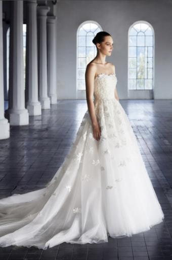Peter Langner Style #Amandine Gown #0 default Silk/White thumbnail
